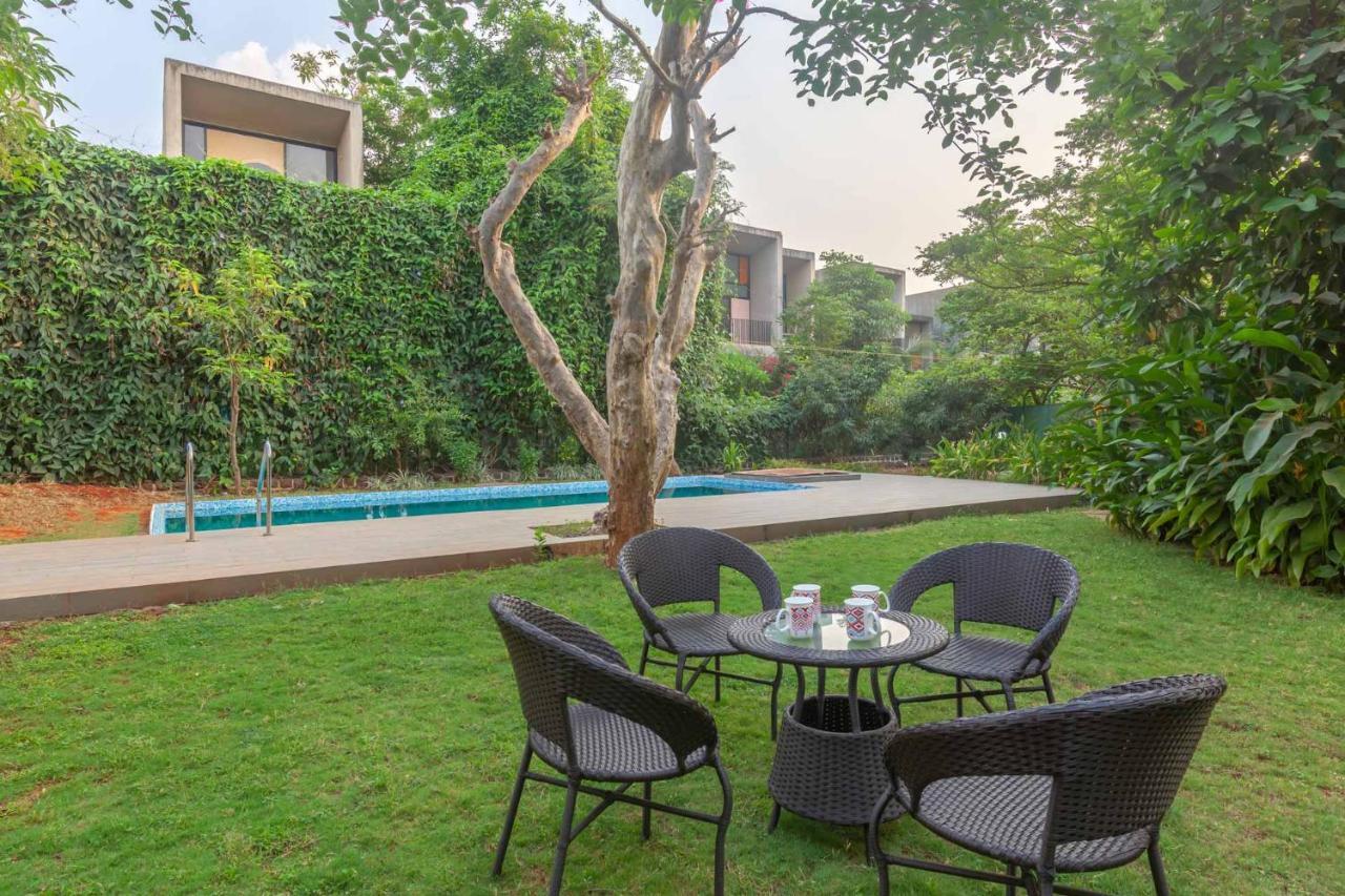 Villa Foresta By Stayvista With Modern Decor, Swimming Pool & Expansive Lawn For A Perfect Escape Lonavala Kültér fotó