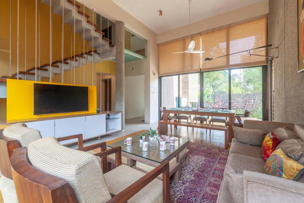 Villa Foresta By Stayvista With Modern Decor, Swimming Pool & Expansive Lawn For A Perfect Escape Lonavala Kültér fotó