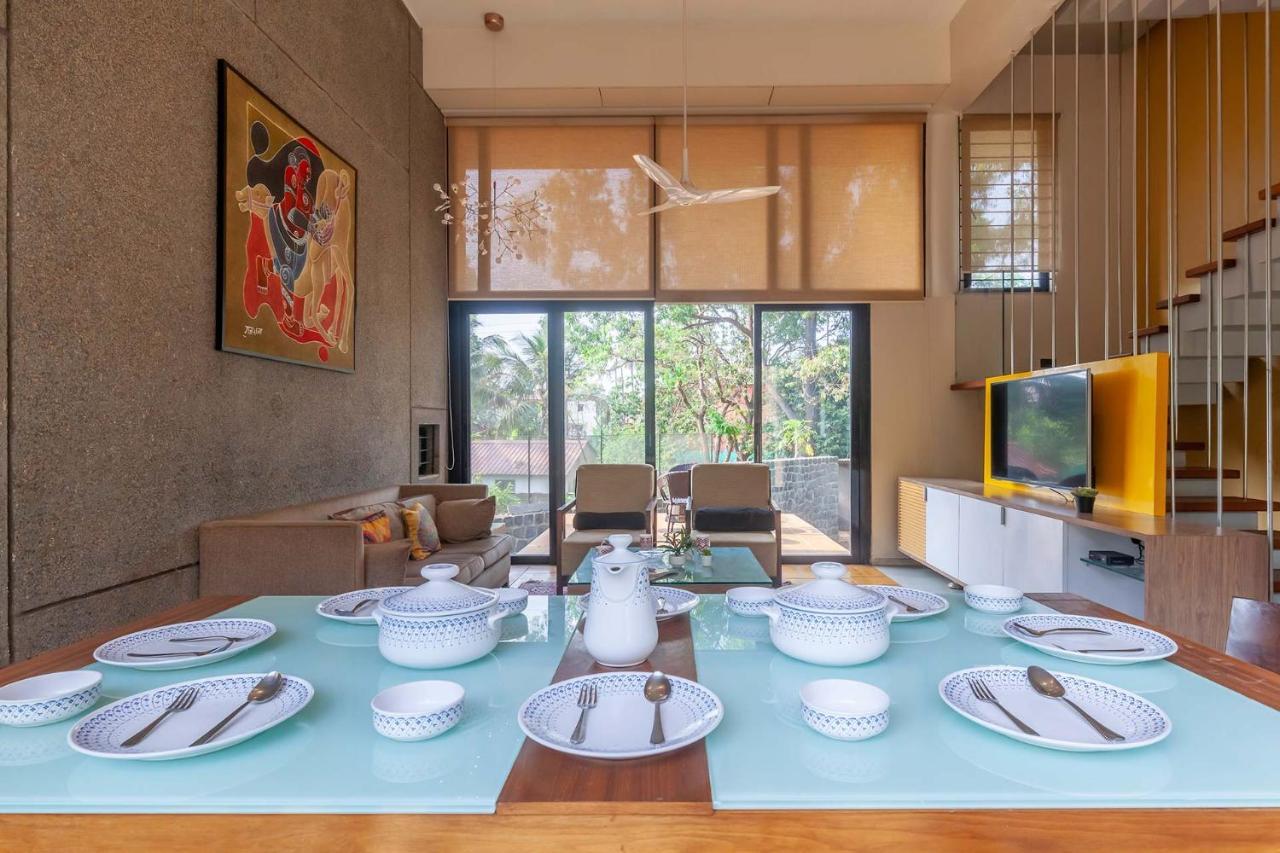 Villa Foresta By Stayvista With Modern Decor, Swimming Pool & Expansive Lawn For A Perfect Escape Lonavala Kültér fotó