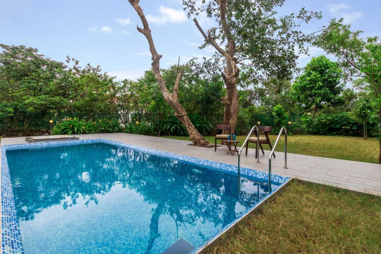 Villa Foresta By Stayvista With Modern Decor, Swimming Pool & Expansive Lawn For A Perfect Escape Lonavala Kültér fotó