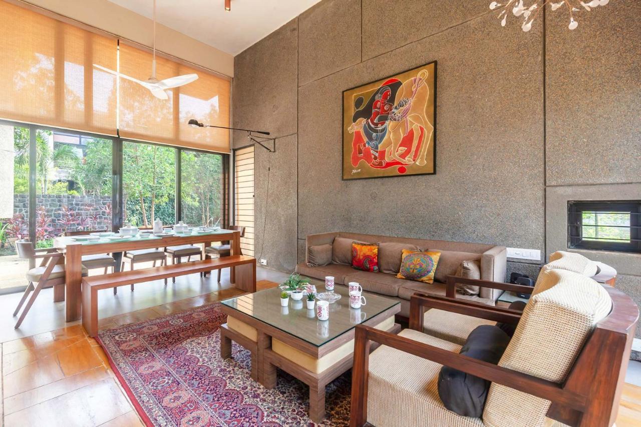 Villa Foresta By Stayvista With Modern Decor, Swimming Pool & Expansive Lawn For A Perfect Escape Lonavala Kültér fotó