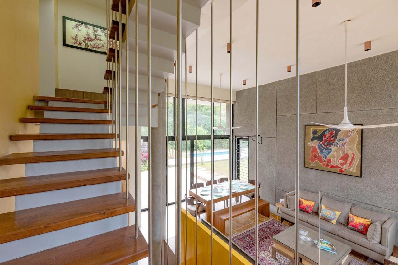 Villa Foresta By Stayvista With Modern Decor, Swimming Pool & Expansive Lawn For A Perfect Escape Lonavala Kültér fotó