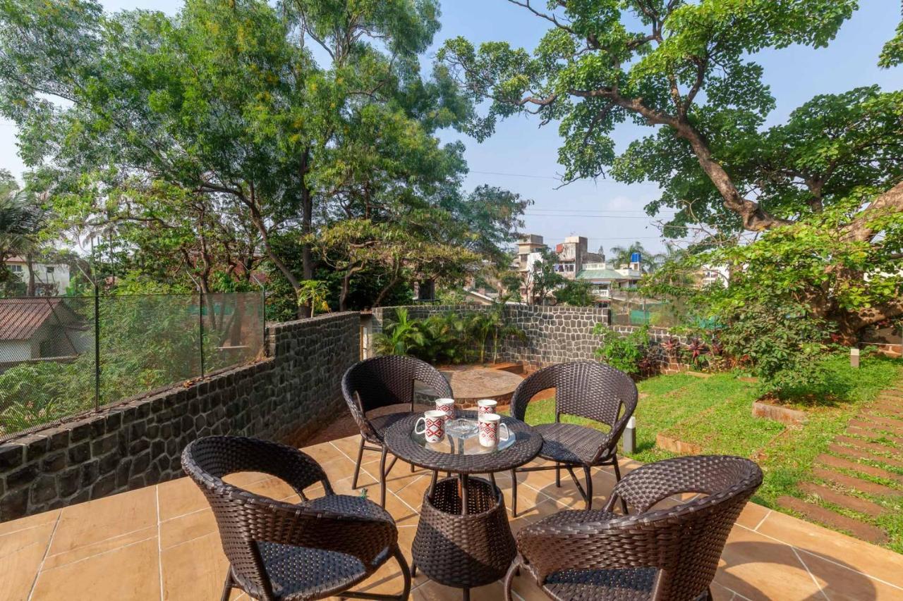 Villa Foresta By Stayvista With Modern Decor, Swimming Pool & Expansive Lawn For A Perfect Escape Lonavala Kültér fotó