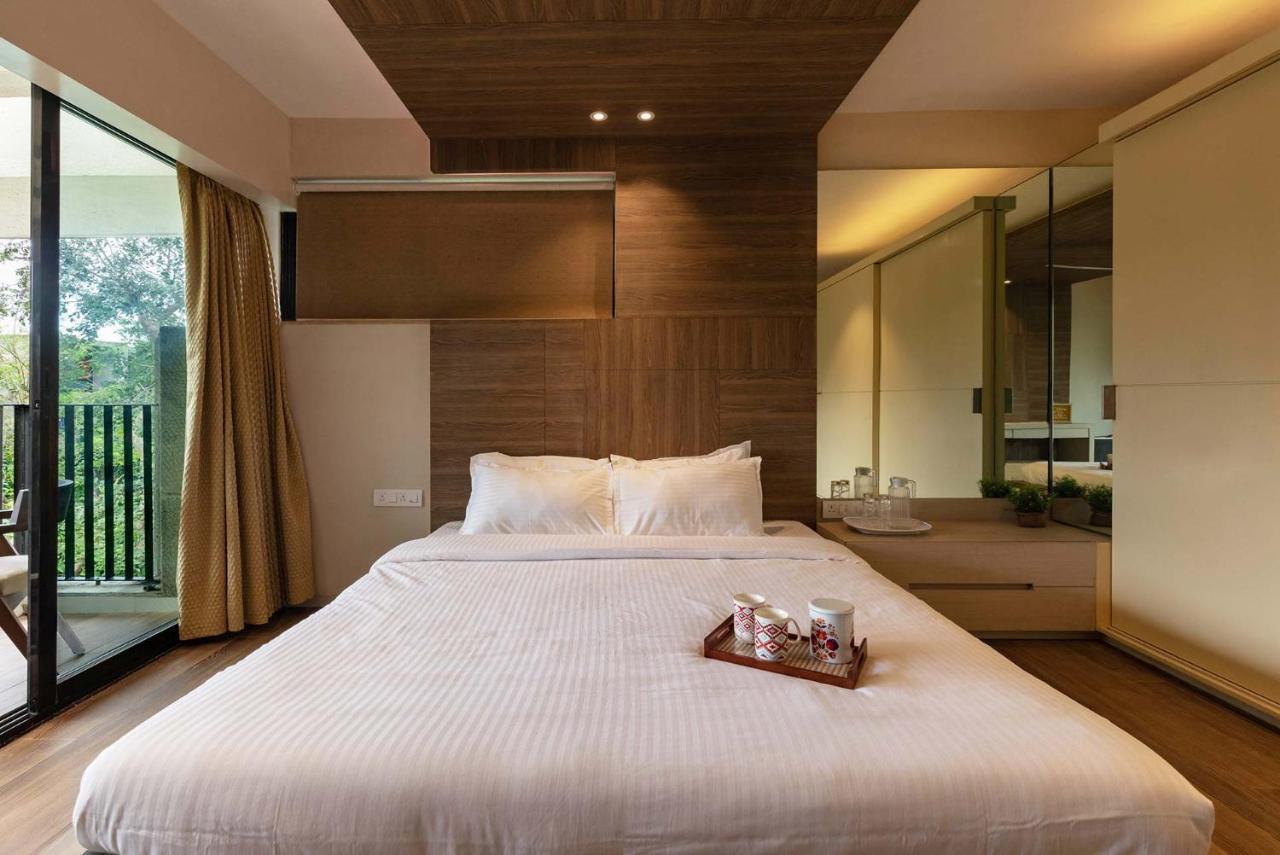 Villa Foresta By Stayvista With Modern Decor, Swimming Pool & Expansive Lawn For A Perfect Escape Lonavala Kültér fotó